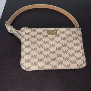 Michael Kors NWOT belt bag